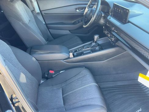 Used 2024 Honda Accord Sport image 28