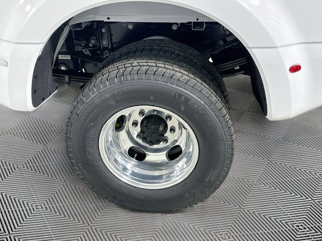 New 2027 Ford F350 XL w/ STX Appearance Package AWD/4WD image 17