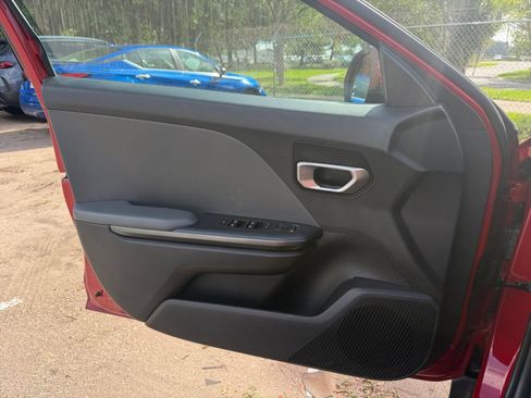 Used 2025 Kia K4 FWD image 18