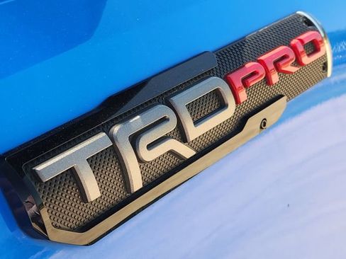 Used 2019 Toyota Tacoma TRD Pro AWD/4WD image 12