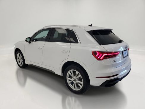 Used 2025 Audi Q3 2.0T Premium AWD/4WD image 3