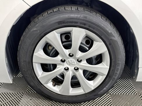 Used 2024 Toyota Corolla LE FWD image 41