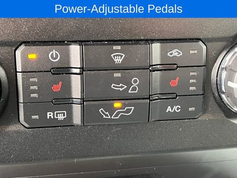 Used 2018 Ford F150 XLT w/ Equipment Group 302A Luxury image 9