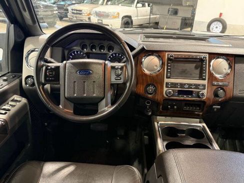 Used 2011 Ford F350 Lariat w/ Lariat Ultimate Pkg AWD/4WD image 20