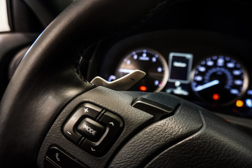 Used 2024 Lexus IS 350 F Sport RWD image 19