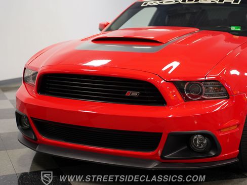 Used 2014 Ford Mustang GT Premium w/ GT Track Package RWD image 20