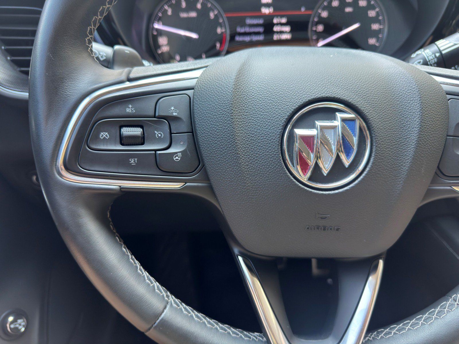 Used 2022 Buick Envision Essence w/ Sport Touring Package FWD image 21