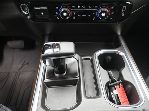 Used 2023 Chevrolet Silverado 1500 High Country w/ Technology Package image 13