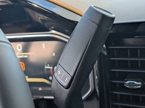 New 2026 GMC Sierra 1500 SLE AWD/4WD image 17
