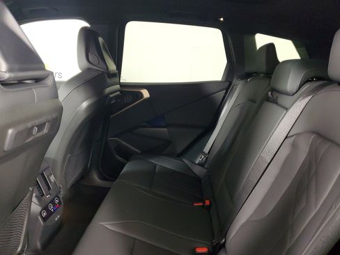 New 2025 BMW X3 xDrive30i w/ Premium Package image 10