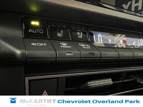 Used 2025 Toyota Camry XLE w/ Premium Plus Package AWD/4WD image 23