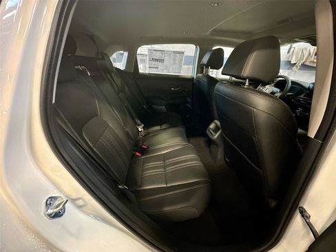 New 2026 Honda HR-V EX-L image 26