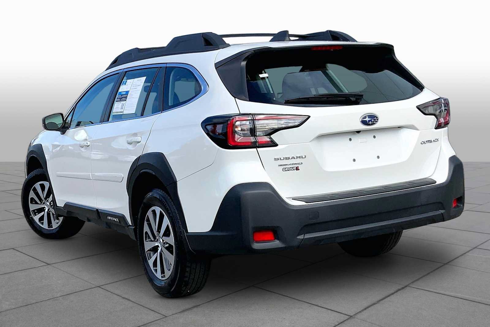 Certified 2024 Subaru Outback AWD/4WD image 12