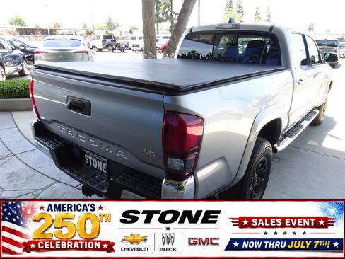 Used 2021 Toyota Tacoma SR5 RWD image 9