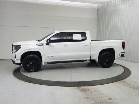 Used 2023 GMC Sierra 1500 AT4X AWD/4WD image 5