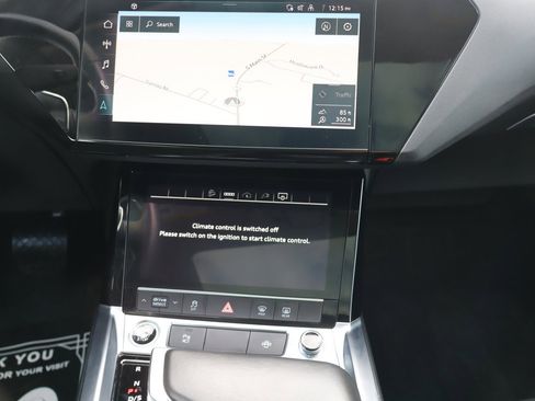 Used 2021 Audi e-tron Premium w/ Towing Package image 11