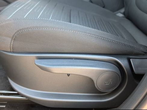 New 2026 Hyundai Santa Cruz SE image 12