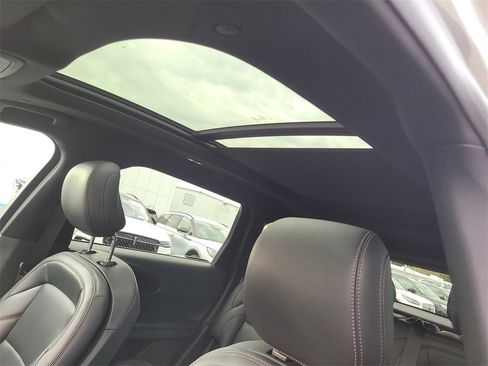 Certified 2024 Lincoln Nautilus Premier w/ Equipment Group 102A image 19