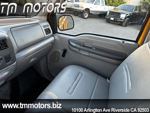 Used 2001 Ford F250 XL image 11