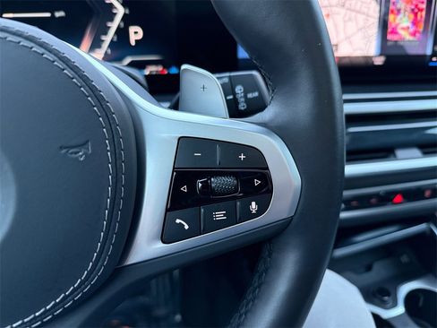 Certified 2023 BMW X7 xDrive40i w/ Executive Package image 33