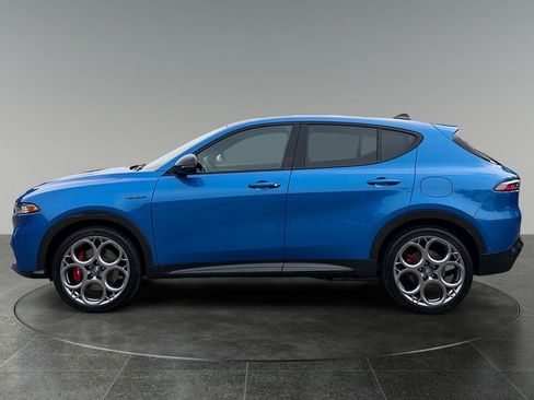 Used 2024 Alfa Romeo Tonale Veloce AWD/4WD image 5