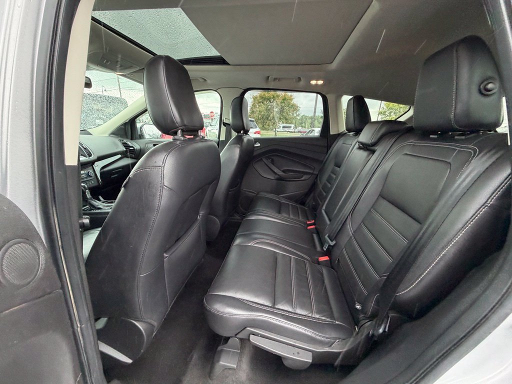 Used 2018 Ford Escape Titanium w/ Ford Safe & Smart Package AWD/4WD image 21