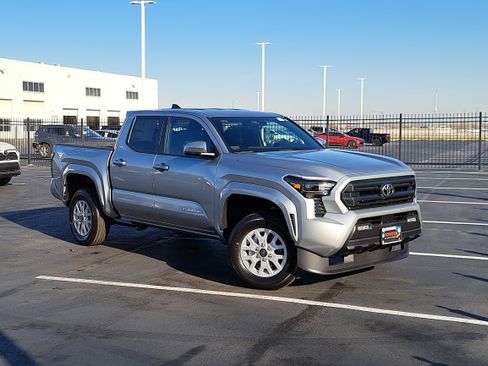 New 2025 Toyota Tacoma SR5 image 31