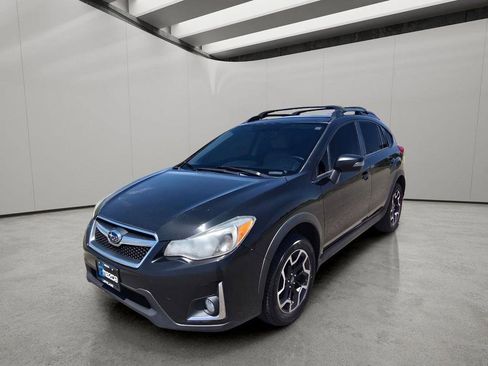 Used 2016 Subaru Crosstrek 2.0i Limited AWD/4WD image 1