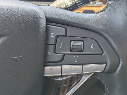 Used 2024 Cadillac Escalade ESV Premium Luxury AWD/4WD image 25