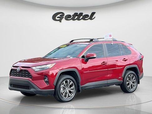 Used 2024 Toyota RAV4 XLE Premium w/ Weather Package AWD/4WD image 1