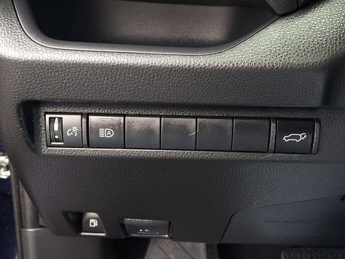 Used 2023 Toyota RAV4 XLE w/ Convenience Package image 26