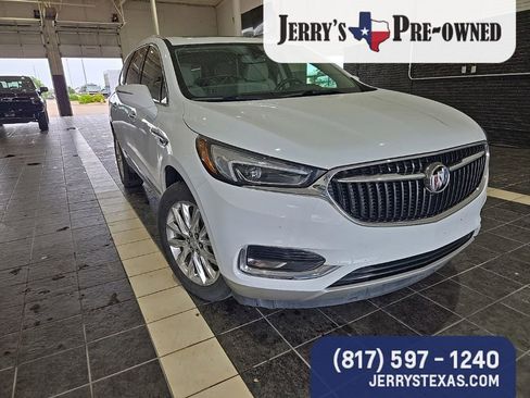 Used 2020 Buick Enclave Essence w/ Sound and Sites Package AWD/4WD image 5