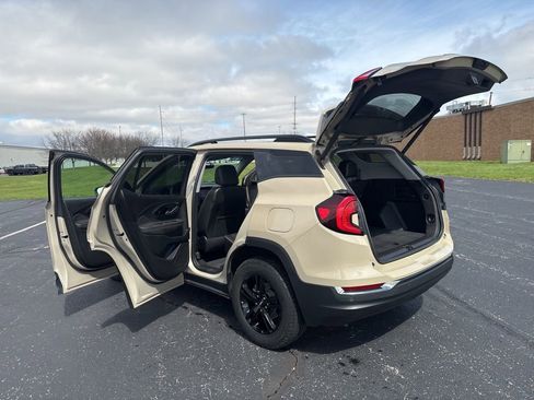 Used 2023 GMC Terrain AT4 w/ Infotainment Package II AWD/4WD image 15