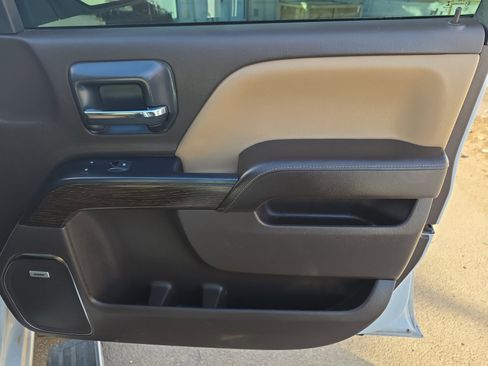 Used 2018 GMC Sierra 1500 Denali w/ Denali Ultimate Package image 12