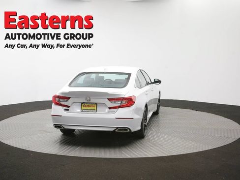 Used 2018 Honda Accord Sport image 32