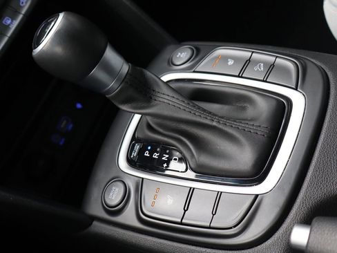 Used 2020 Hyundai Kona Limited w/ Cargo Package image 18