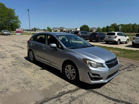 Used 2016 Subaru Impreza 2.0i Premium AWD/4WD image 7