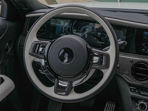 New 2025 Rolls-Royce Ghost Black Badge image 38