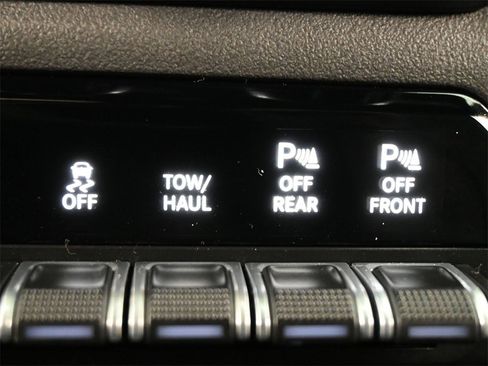 Used 2021 RAM 1500 Big Horn image 13