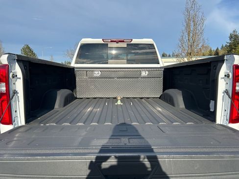 Used 2022 Chevrolet Silverado 3500 High Country w/ Safety Package II image 24