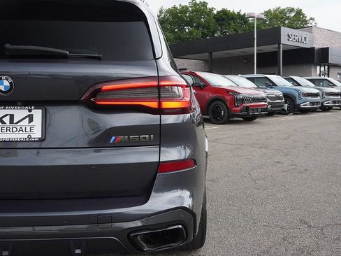 Used 2021 BMW X5 M50i w/ Executive Package AWD/4WD image 19