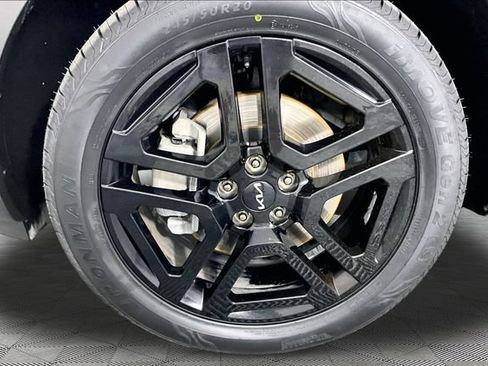 Certified 2024 Kia Telluride SX Prestige X-Line AWD/4WD image 32