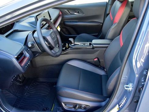 New 2026 Toyota Prius XSE Premium image 6