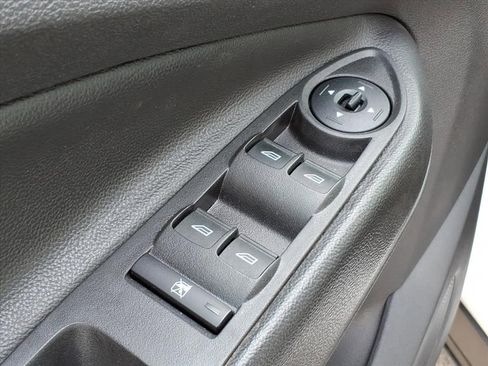 Used 2015 Ford Escape SE w/ SE Chrome Package image 15