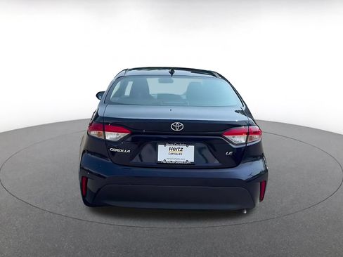 Used 2025 Toyota Corolla LE FWD image 11