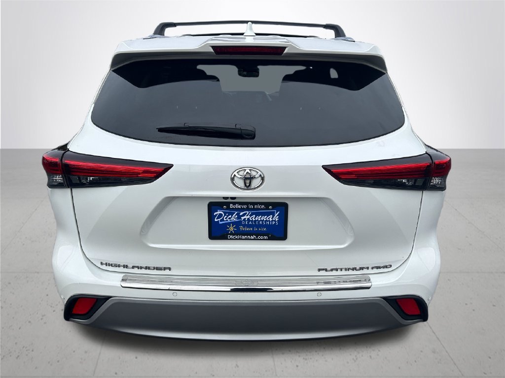 Used 2020 Toyota Highlander Platinum AWD/4WD image 8