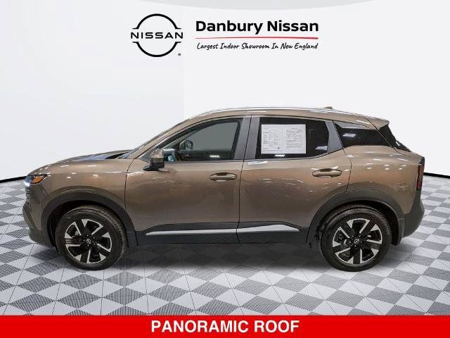 Certified 2025 Nissan Kicks SV w/ SV Premium Package AWD/4WD image 7