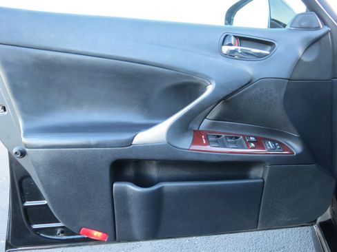 Used 2008 Lexus IS 250 image 33