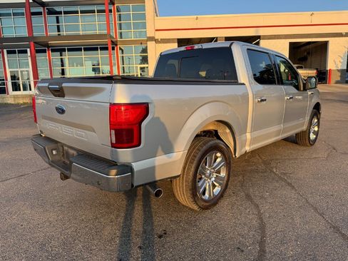 Used 2018 Ford F150 XLT w/ Equipment Group 302A Luxury AWD/4WD image 5