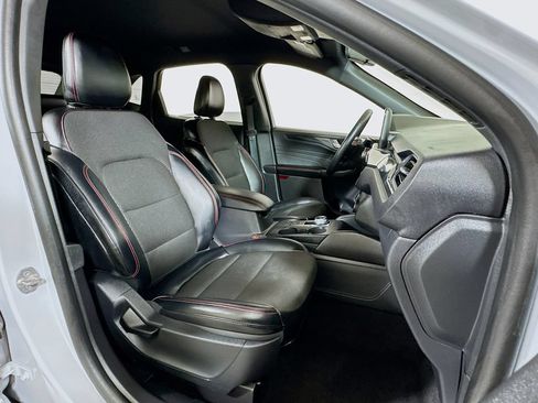 Used 2025 Ford Escape ST-Line FWD image 25